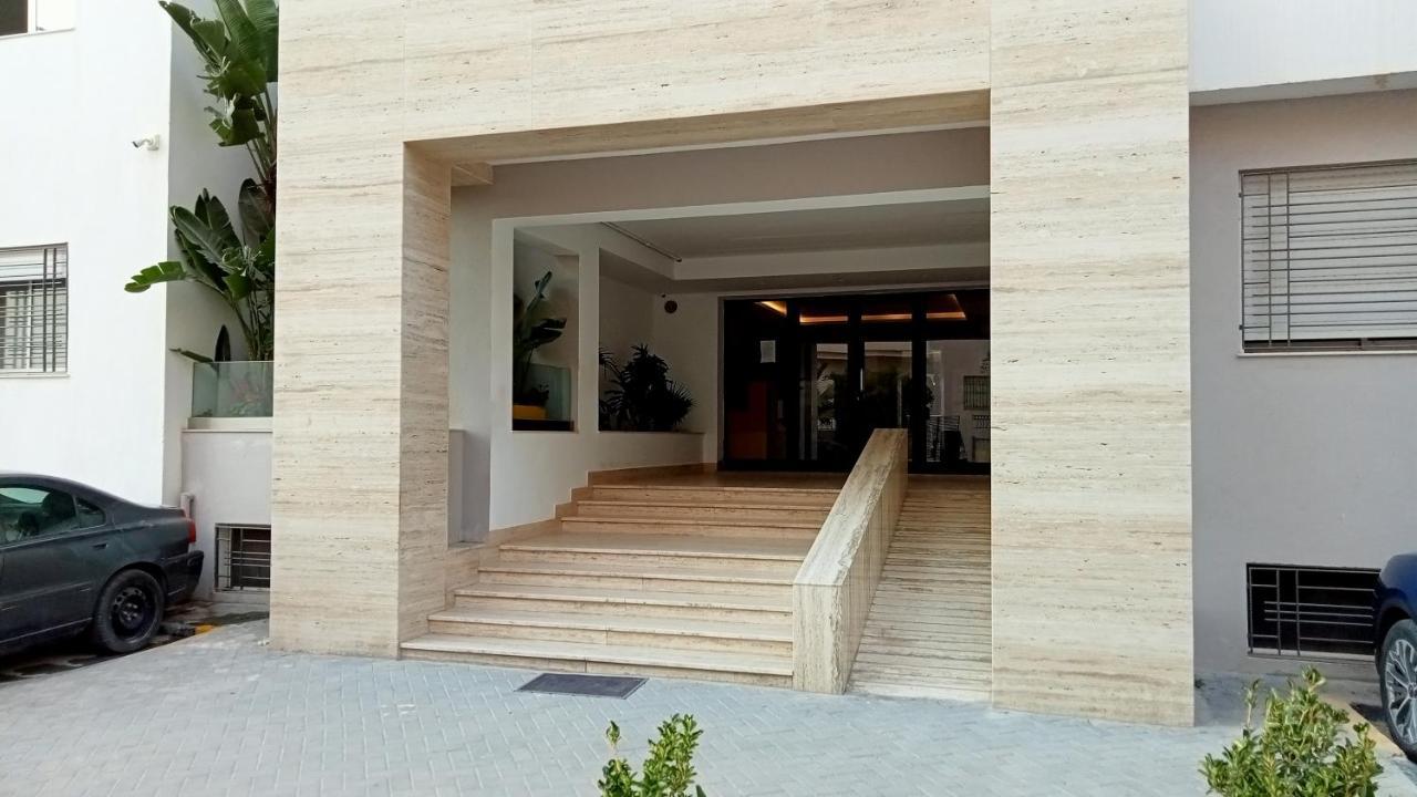 Les Temps Heureux Apartment Tunis